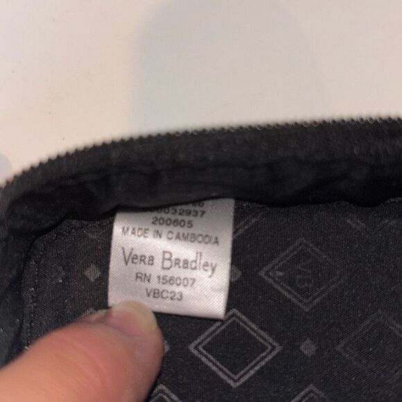 NWOT Vera Bradley Ornate Blooms Travel Pill Case small 1 week +xtra Jewelry - Picture 2 of 8